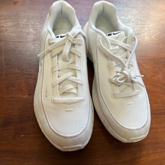 スニーカー（ホワイト）の画像
