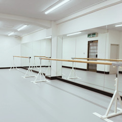 【レンタルスペース】駅徒歩1分｜同ビル内に2つの新スタジオ！手ぶらで通える多目的スペースの画像