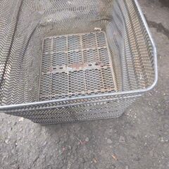 自転車籠の画像