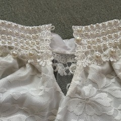 トップス　レディース　長袖　レース　白　パールの画像