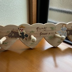 小物を掛ける手作りペイント　壁掛け　の画像