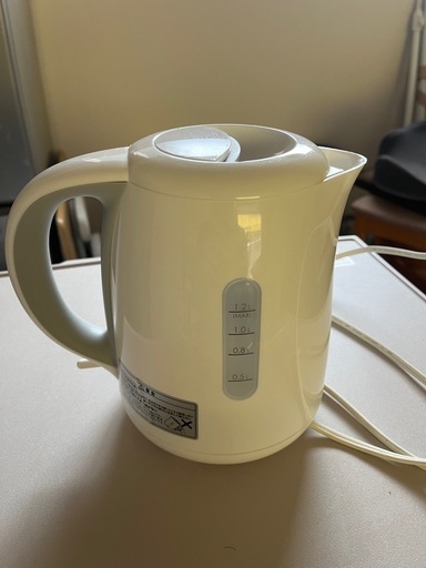 中古電子ポット ケトル (fummy) 群馬八幡のキッチン家電《電気ポット》の中古あげます