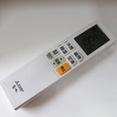 596)【訳あり】三菱 家庭用 エアコン 2022年製 主に10畳用 MSZ-R2822-Wの画像