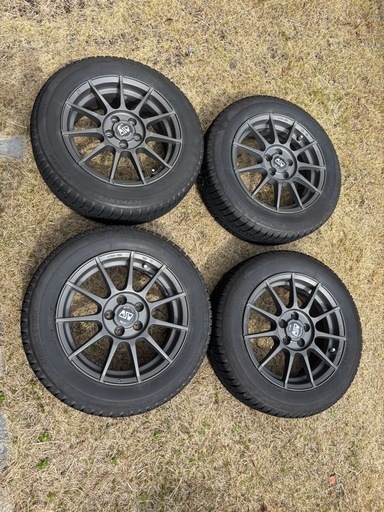 OZ15インチ スタッドレスタイヤホイールセット