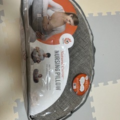 エルゴ　ベビー　授乳クッションの画像