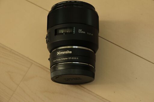 MEIKEのレンズ　85ｍｍ　Ｆ1.8とマウントアダプター