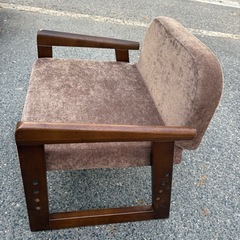 座椅子　低座椅子　肘付き　コンパクト　ブラウンローチェアの画像