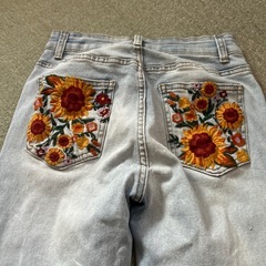 デニム　レディース　刺繍　ひまわり　の画像