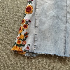 デニム　レディース　刺繍　ひまわり　の画像