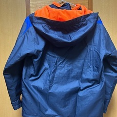 【サッカー】umbroナイロンジャケット140の画像