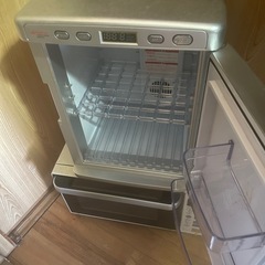 小型冷蔵庫の画像