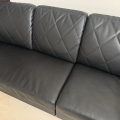 【LOWYA・12/6までに引き取りできる方優先！】3人掛けカウチソファ キルティングの画像