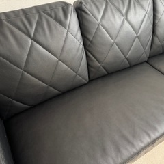 【LOWYA・12/6までに引き取りできる方優先！】3人掛けカウチソファ キルティングの画像
