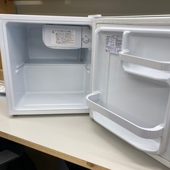 小型冷蔵庫の画像