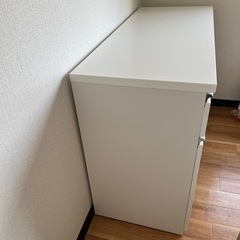 収納家具の画像