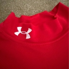アンダーアーマー　長袖インナーの画像