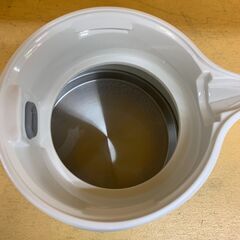 【リサイクルストアスターズ鹿大店】2020年製　タイガー TIGER 電気ケトル わく子 0.6L マットホワイト PCM-A060の画像