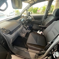 トヨタ　ヴォクシー　8ナンバー　ヒッチメンバーの画像