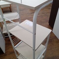 ★リユースのサカイ水戸店★  レンジ台 ナチュラルベージュ H134×D43×W49 クリーニング済み MT6495の画像