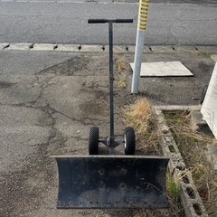 手押し除雪スコップ（スノープッシャー）の画像