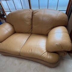 革張り2人掛けソファ−の画像