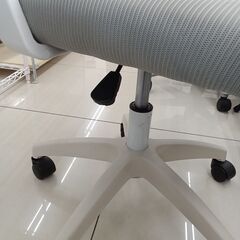 ★リユースのサカイ日立店★HJ8477  オフィスチェア ライトグレー H100×D57×W61 クリーニング済み の画像