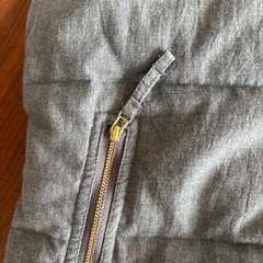 P.I.S.T ダウンベスト グレー の画像