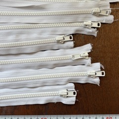 ファスナー　たっくさんの画像