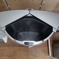 ★リユースのサカイ水戸店★  ゴミ箱 シルバー H66.5×D27×W43 クリーニング済み MT6498の画像