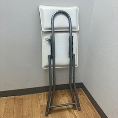 椅子　イス　チェア　折りたたみ　白　ホワイトの画像