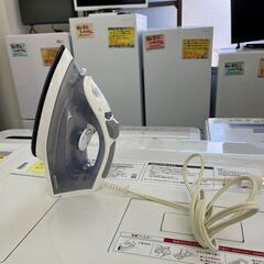 【リサイクルショップ ピカソ 小松原】🔥‼️アイリスオーヤマ スチームアイロン【IRN-21C-W/H】✨2020年製✨★8810★の画像
