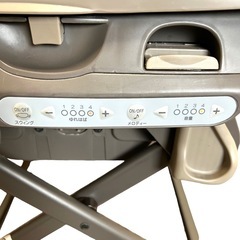 combi ネムリラ 4キャス オートスウィング 赤ちゃん本舗限定の画像