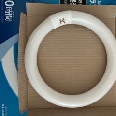 ３波長形昼光色30形蛍光ランプの画像