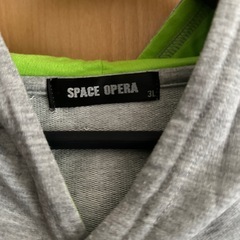 パーカーの画像