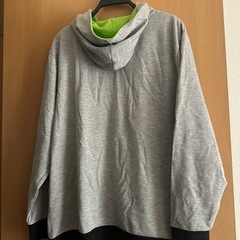 パーカーの画像