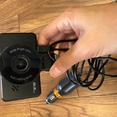 ドライブレコーダー　本体＋シガーソケット電源コードの画像