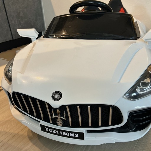 電動自動車 子供用 ラジコンカー マセラティ ホワイト 電動自動車 / 子供用ラジコンカー / マセラティ（ホワイト） ホワイト