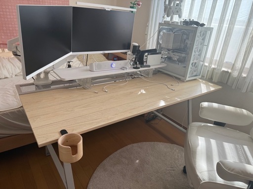 IKEA、ウーテスペラレ ゲーミングデスク アッシュ調/グレー