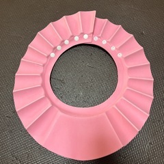 シャンプーハット　ピンク　西松屋の画像