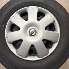 スチールホイール付きタイヤ4本の画像