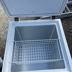 冷凍庫　ストッカー　100 L ハイアール　の画像