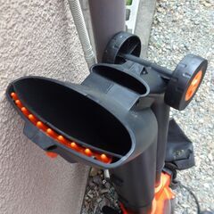 購入価格の75％引きです。未使用新品。お庭の落ち葉対策としてブロワー＆５０リッター集塵袋付きバキューム。の画像