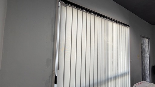 バーチカルブラインド　縦型ブラインド