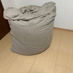ヨギボー（Yogibo）縦長の画像