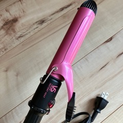 ヘアアイロン　ヴィダルサスーン　コテ　の画像