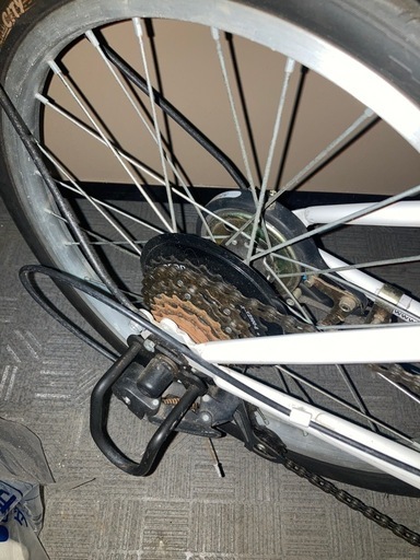12/27お引き取りお値段交渉して下さい。折りたたみ自転車　パンクしないタイヤ 