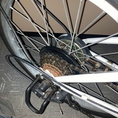 折りたたみ自転車　パンクしないタイヤ
の画像