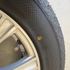 205/55/16 91Q 2024年製　KENDA スタッドレスタイヤ　冬タイヤ　　中古タイヤ４本 PCD114.3の画像