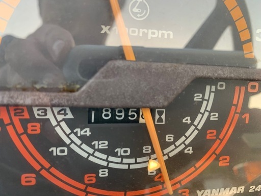 (価格交渉可　ヤンマートラクター(4WD) 