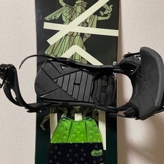 BATALEON スノーボード 151cmの画像